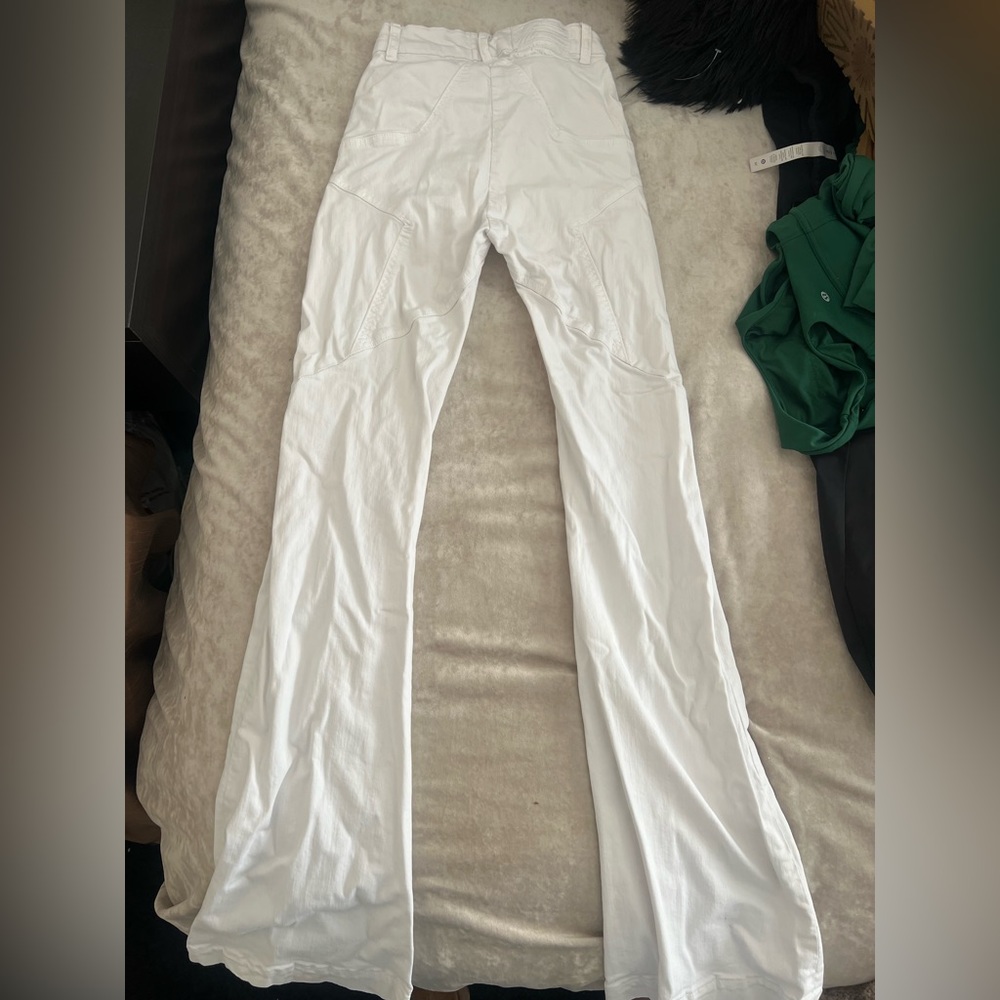 revice white STAR FLARE SIZE 26 jeans